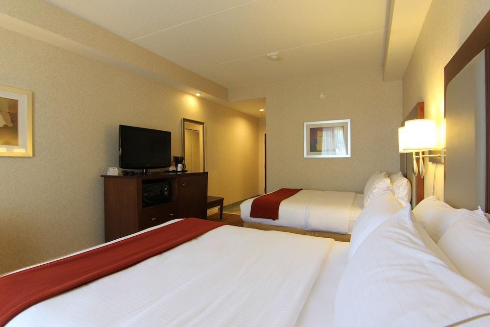 Holiday Inn Express Whitby Oshawa By Ihg Екстер'єр фото