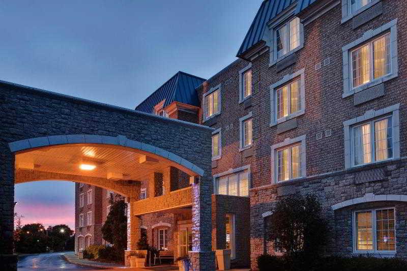 Holiday Inn Express Whitby Oshawa By Ihg Екстер'єр фото