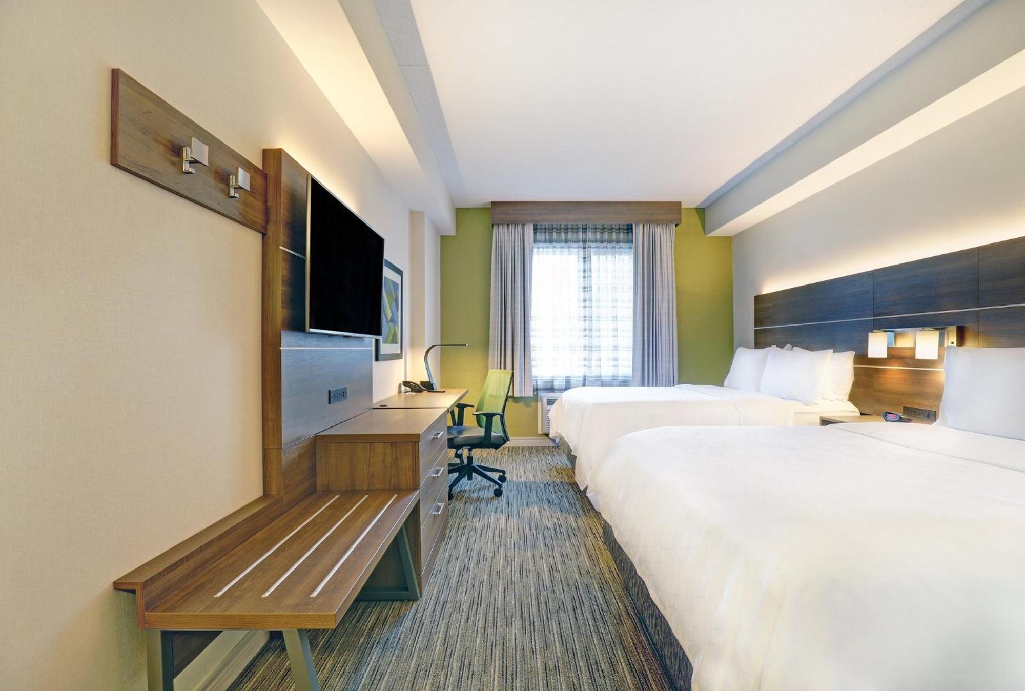 Holiday Inn Express Whitby Oshawa By Ihg Екстер'єр фото